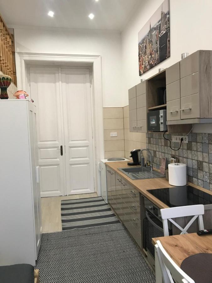 Mora Apartman 2 Kiskunfelegyhaza Ngoại thất bức ảnh