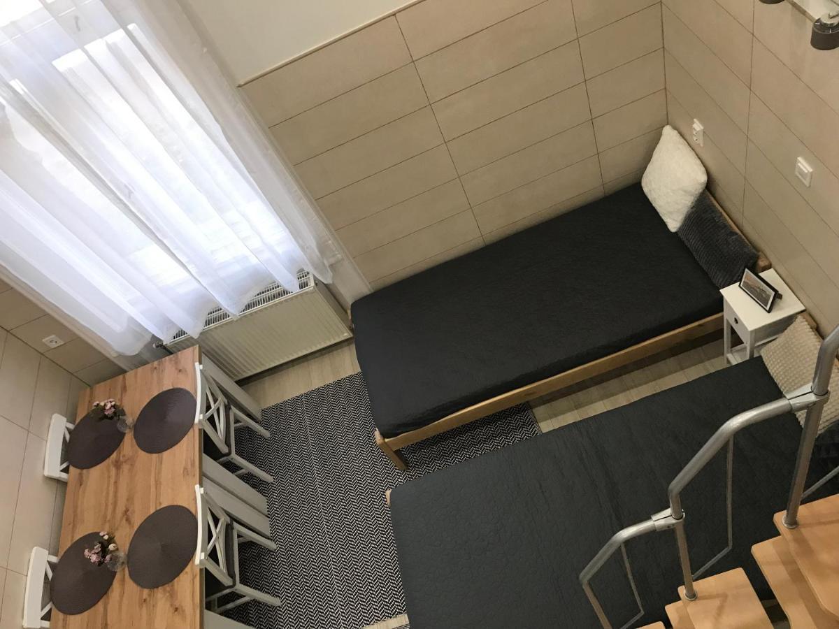 Mora Apartman 2 Kiskunfelegyhaza Ngoại thất bức ảnh