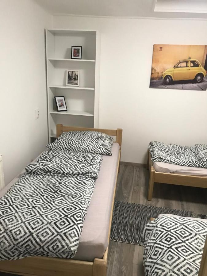Mora Apartman 2 Kiskunfelegyhaza Ngoại thất bức ảnh